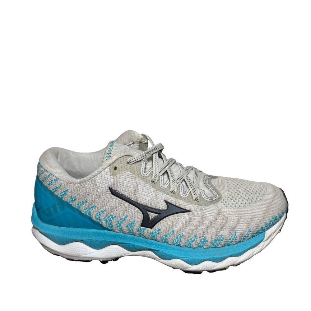 Mizuno wave sky 04 Women's Athletic Shoes in Teal and White size 7